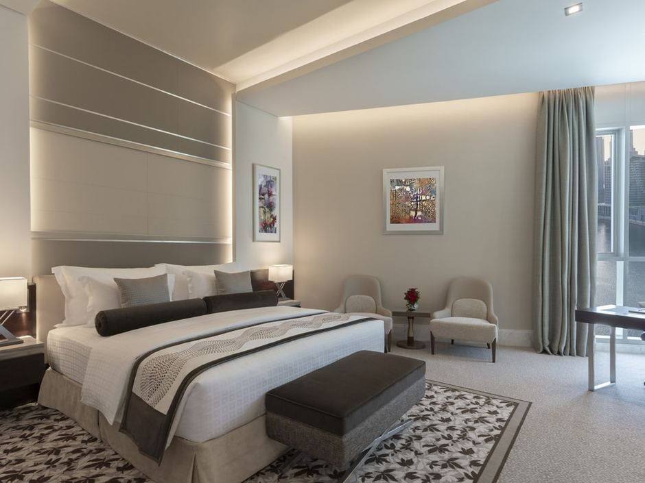 Renaissance Business Bay 5*