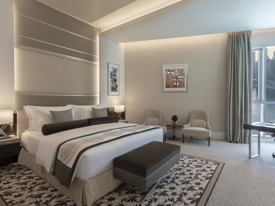Renaissance Business Bay 5*