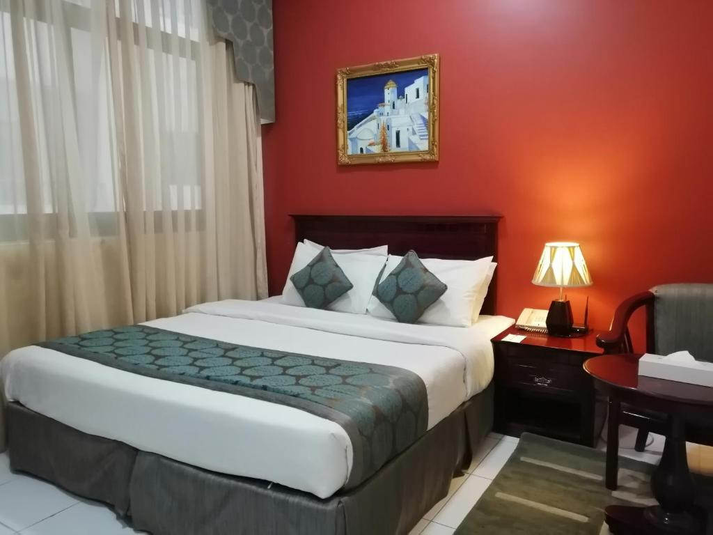 Al Maha Regency Suites 3*