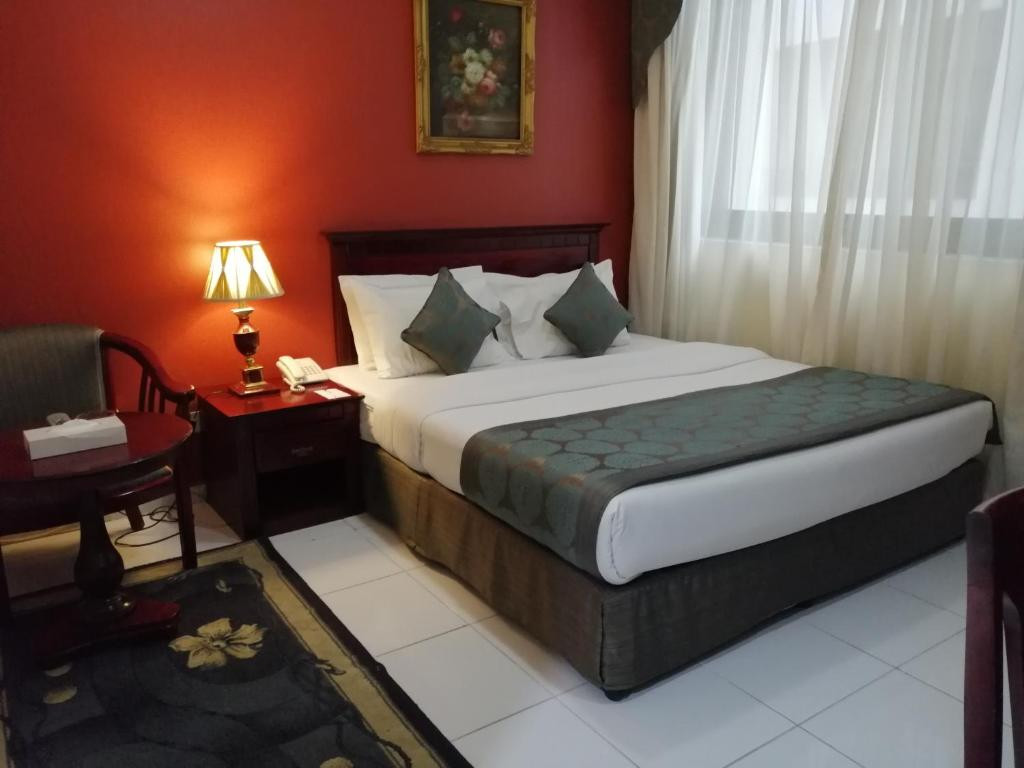 Al Maha Regency Suites 3*