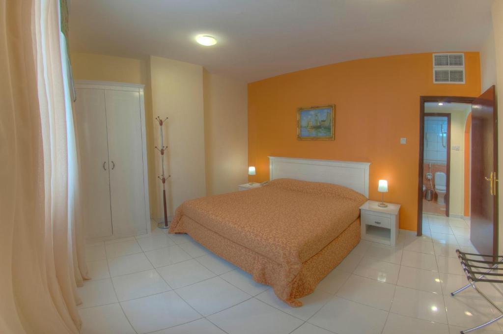 Al Maha Regency Suites 3*