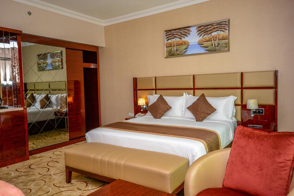 Al Salam Grand Hotel 4*