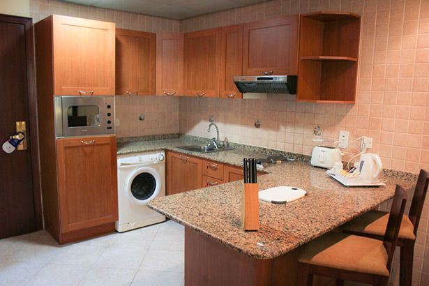 Al Manar Grand Hotel Apartment (Ex. Belvedere Court Apartments) 3*