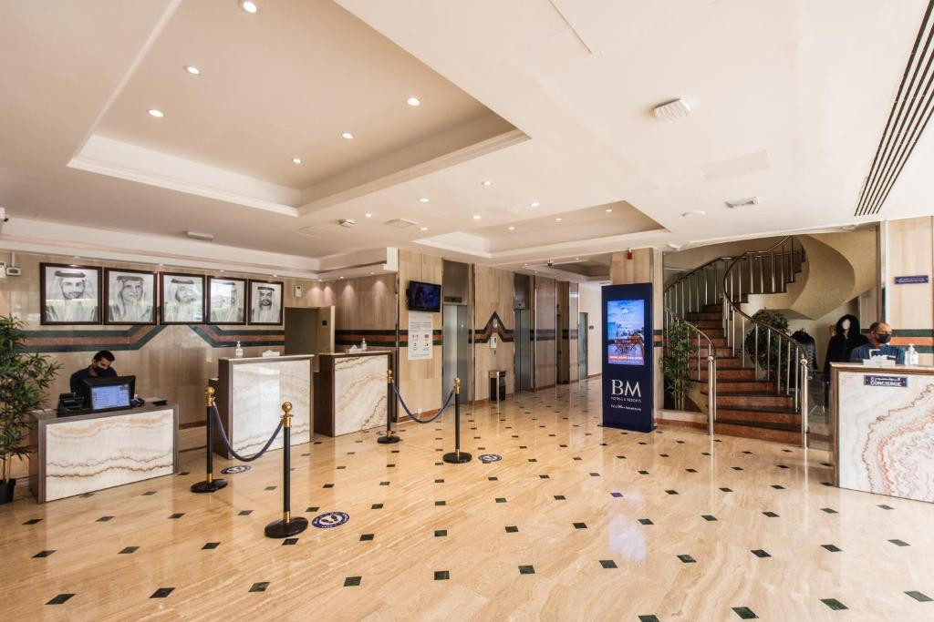 Bm Beach Hotel 4*