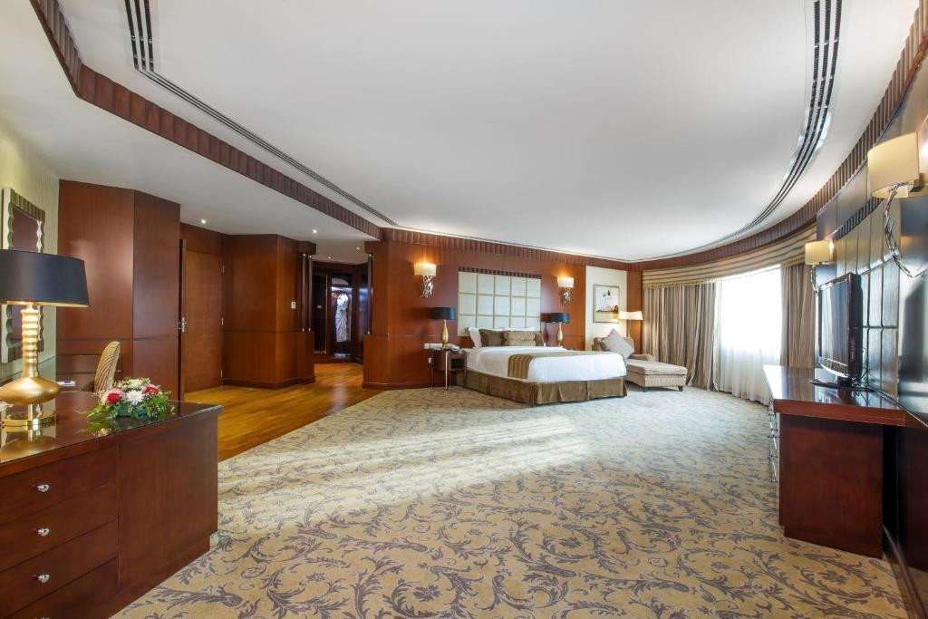 Dancenter Luxe (Ex. Concorde Fujairah) 5*