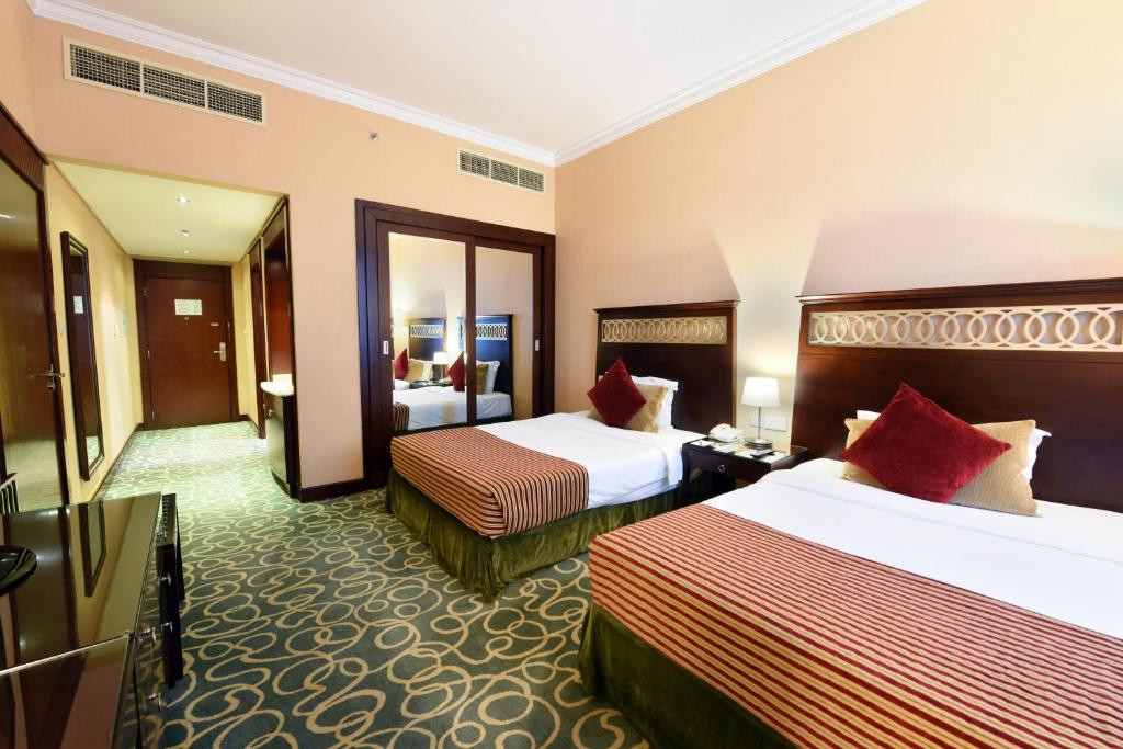 Dancenter Luxe (Ex. Concorde Fujairah) 5*