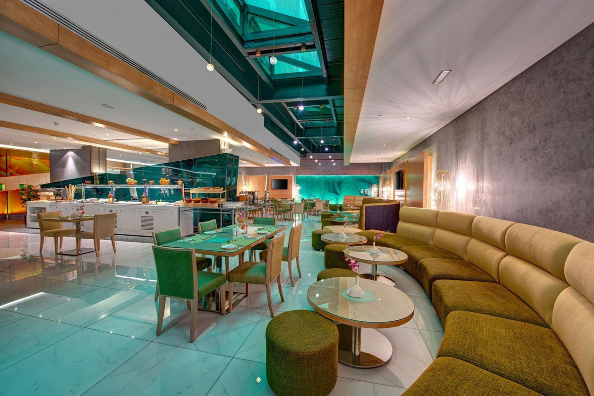 Al Khoory Executive Hotel Al Wasl 3*