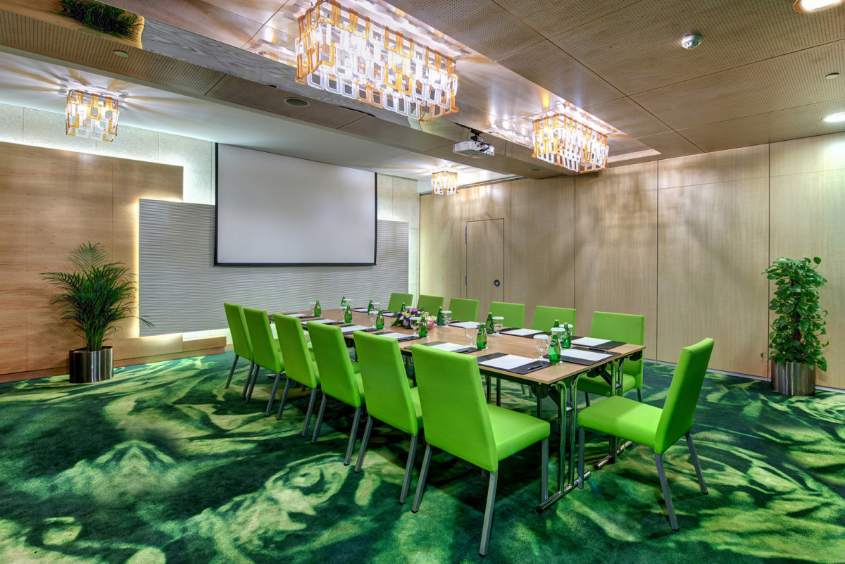 Al Khoory Executive Hotel Al Wasl 3*