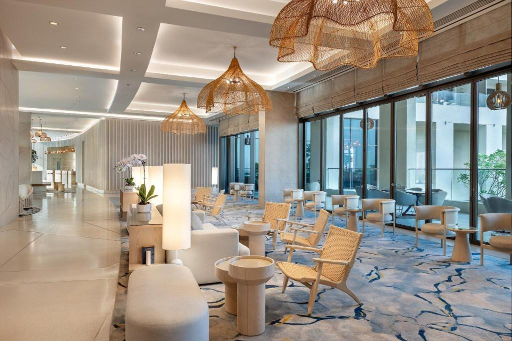 Crowne Plaza Abu Dhabi Yas Island 5*