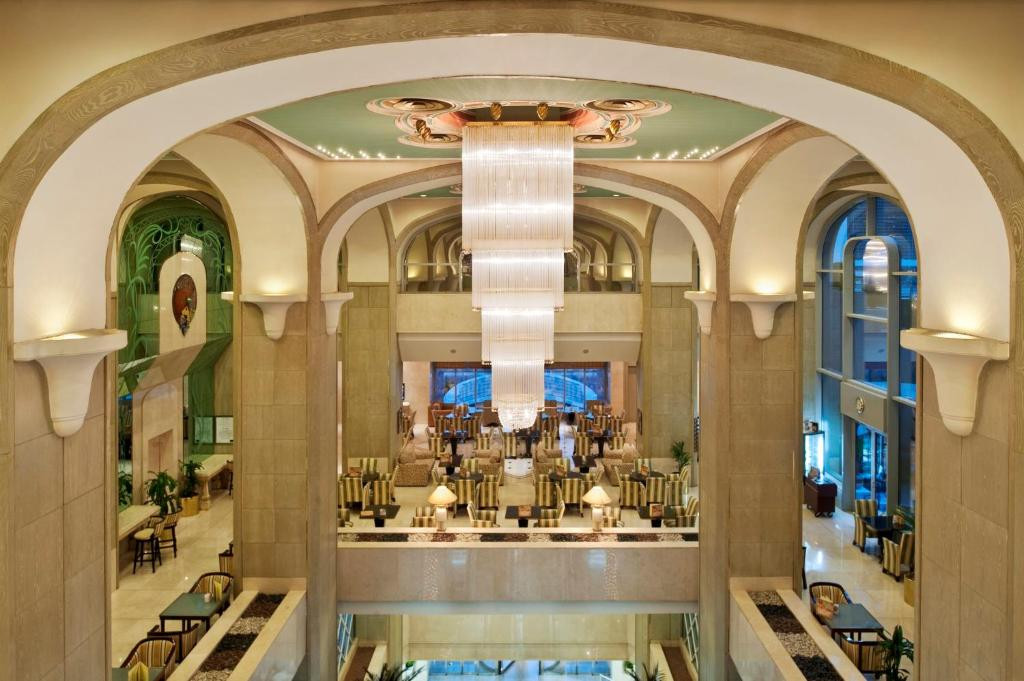 Millennium Plaza Downtown (Ex. Crowne Plaza Dubai Sheikh Zayed Road) 5*