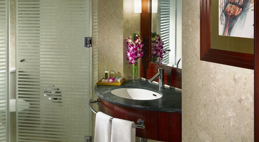 Dusit Dubai 5*