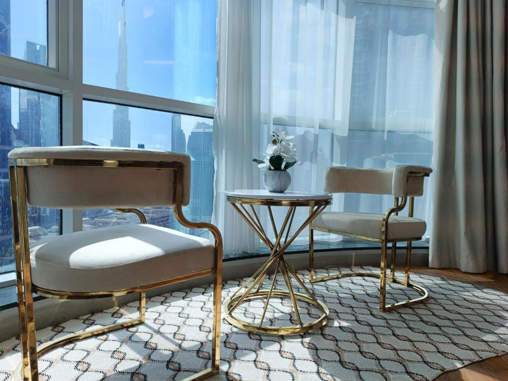 Emirates Grand Hotel 4*