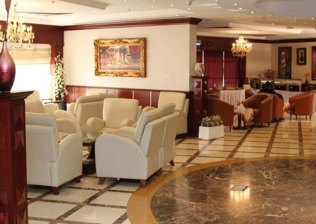 Emirates Stars Hotel Apartments 3*