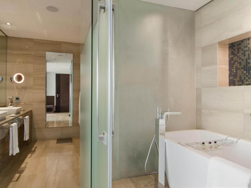 Fairmont Bab Al Bahr 5*