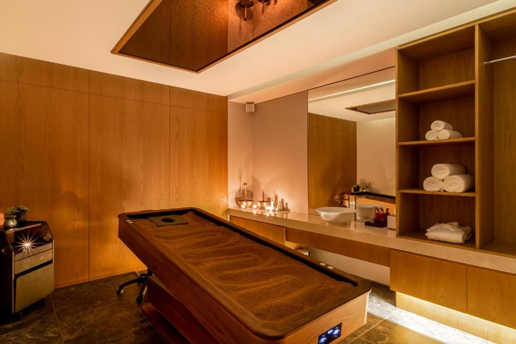 Five Jumeirah Village Dubai 5*