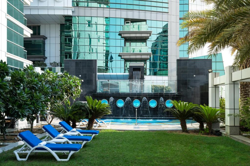 Four Points By Sheraton Sharjah 5*