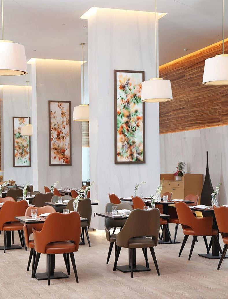 Grand Cosmopolitan Hotel 5*