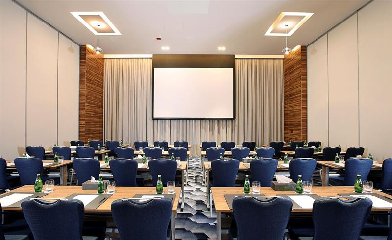 Grand Cosmopolitan Hotel 5*