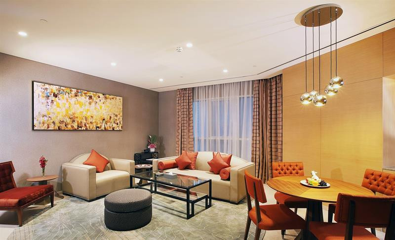Grand Cosmopolitan Hotel 5*