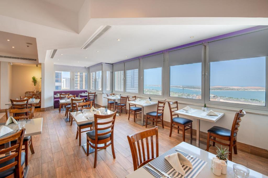 Hawthorn Suites By Wyndham 4*