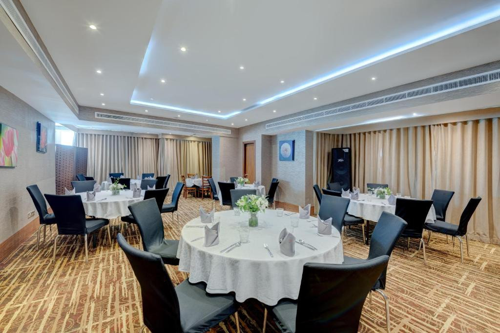 Hawthorn Suites By Wyndham 4*