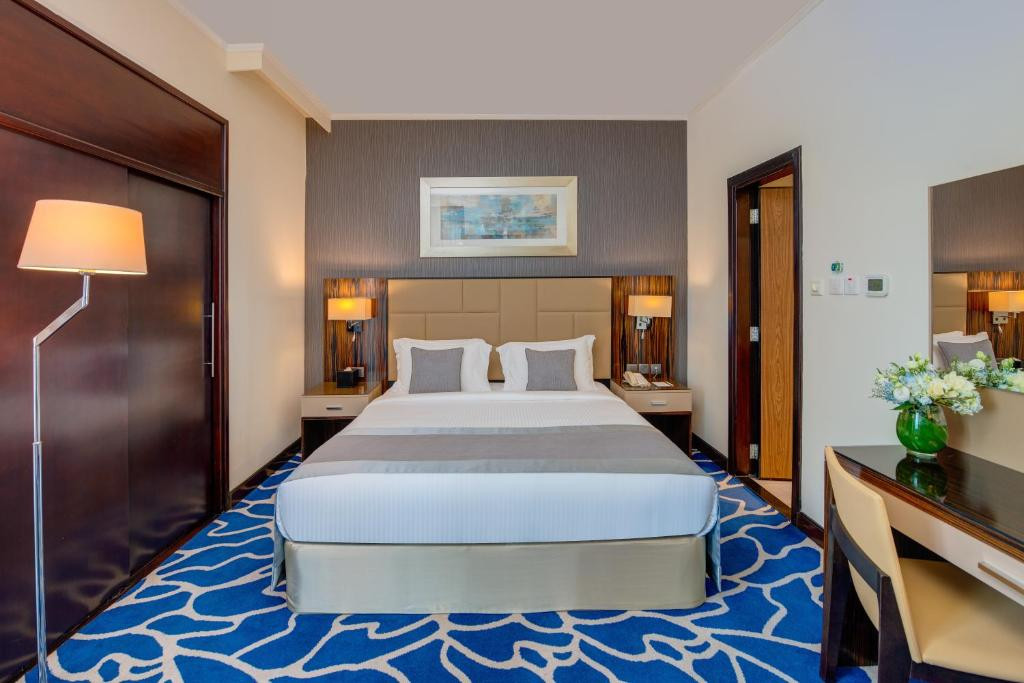 Hawthorn Suites By Wyndham 4*