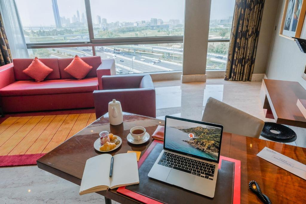 Jumeirah Creekside 5*