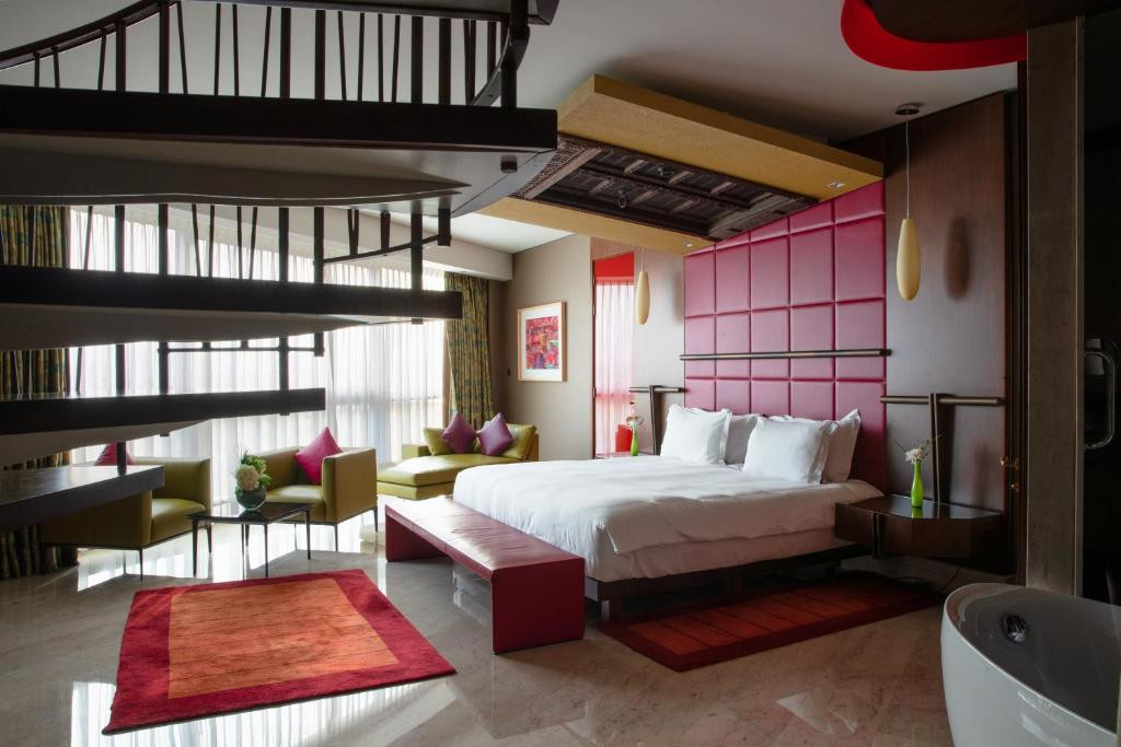 Jumeirah Creekside 5*