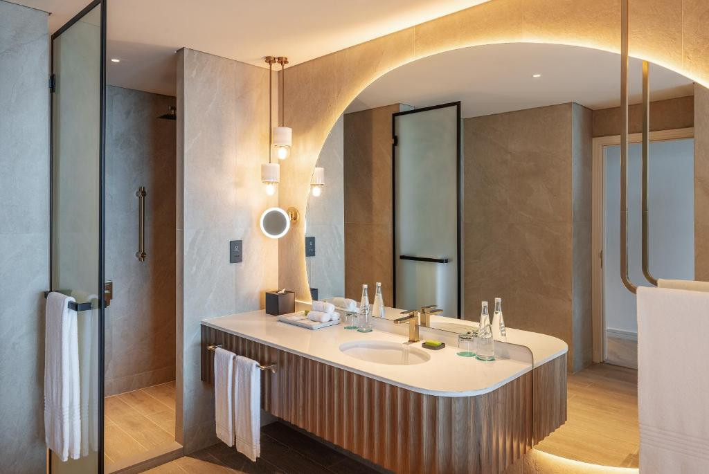 Le Meridien Al Aqah Beach Resort 5*