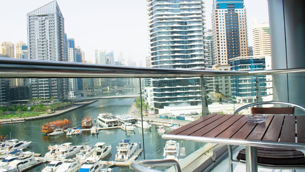 Signature Hotel Apartment & Spa Marina 4*