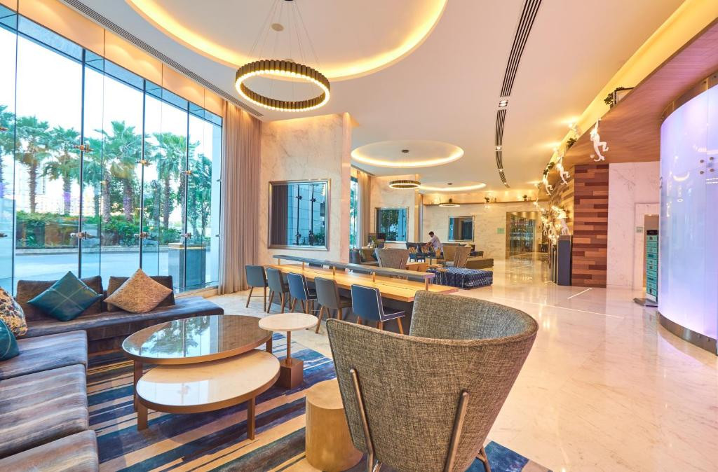 Media One Hotel 4*