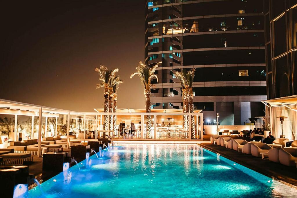 Media One Hotel 4*