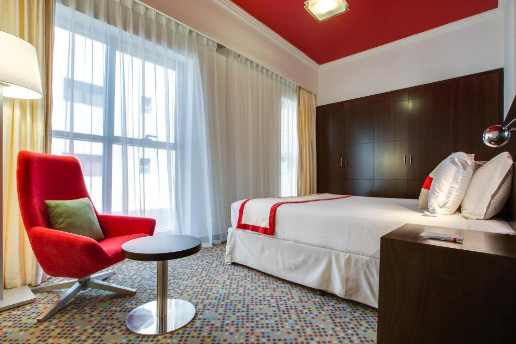 Mena Aparthotel Albarsha 4*