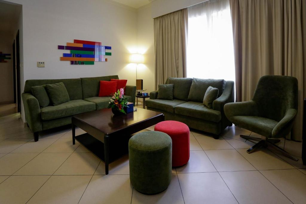 Mena Aparthotel Albarsha 4*