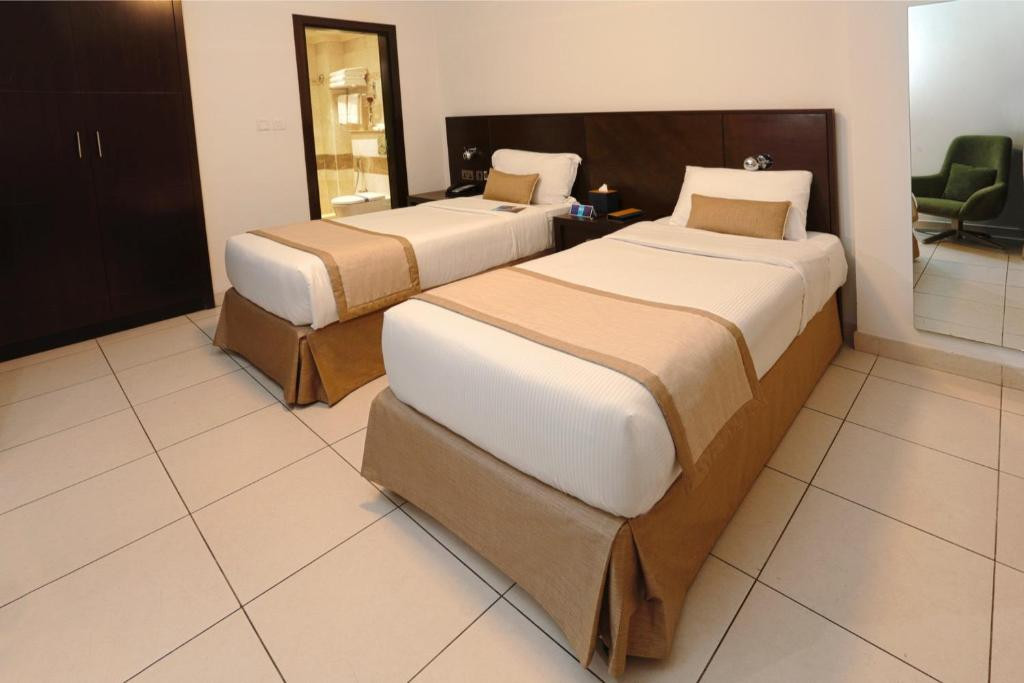 Mena Aparthotel Albarsha 4*