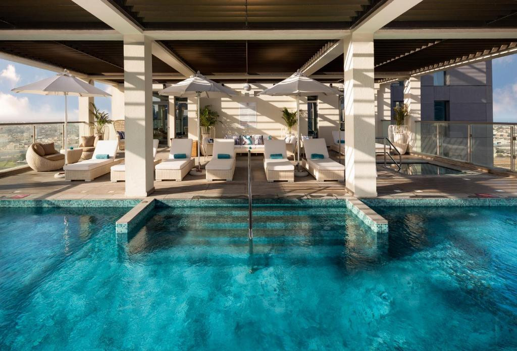 Millennium Atria Business Bay 5*