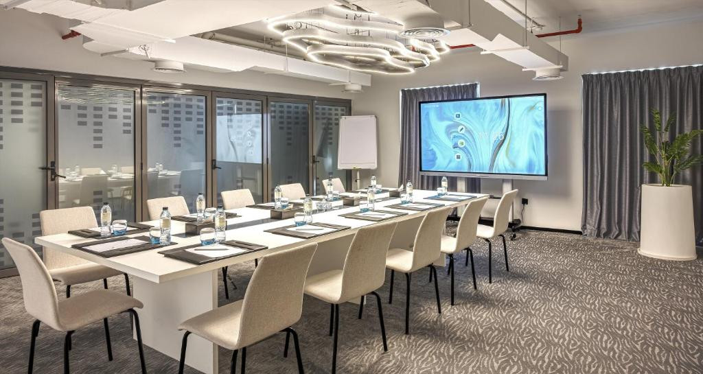 Millennium Atria Business Bay 5*