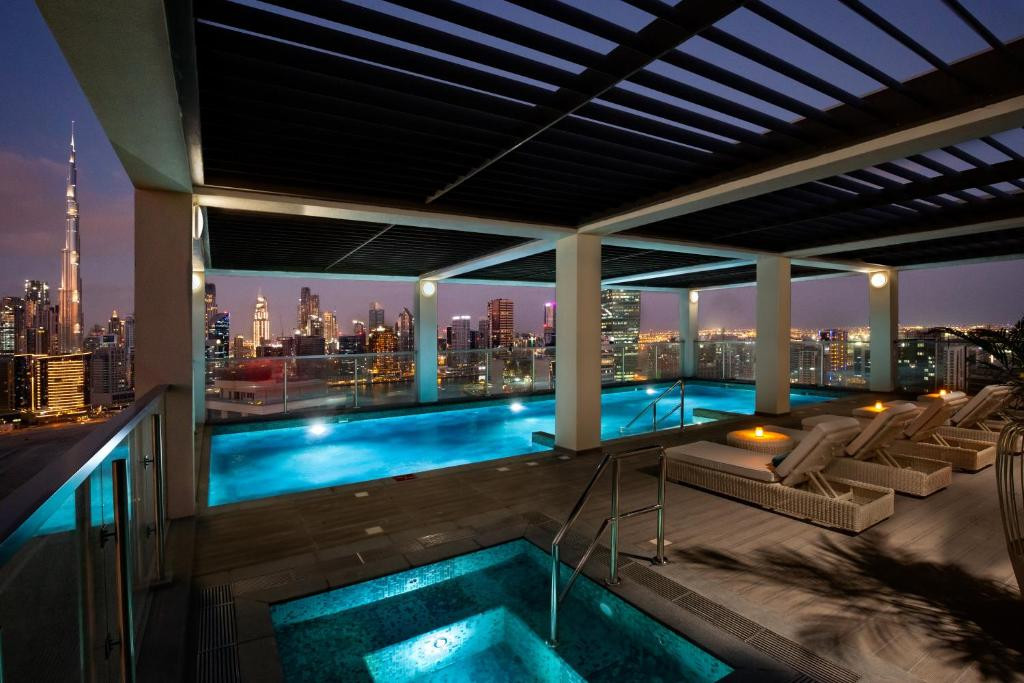 Millennium Atria Business Bay 5*