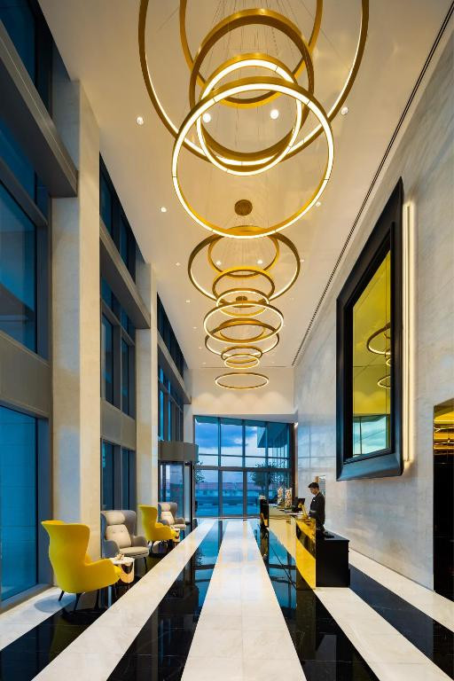 Millennium Atria Business Bay 5*