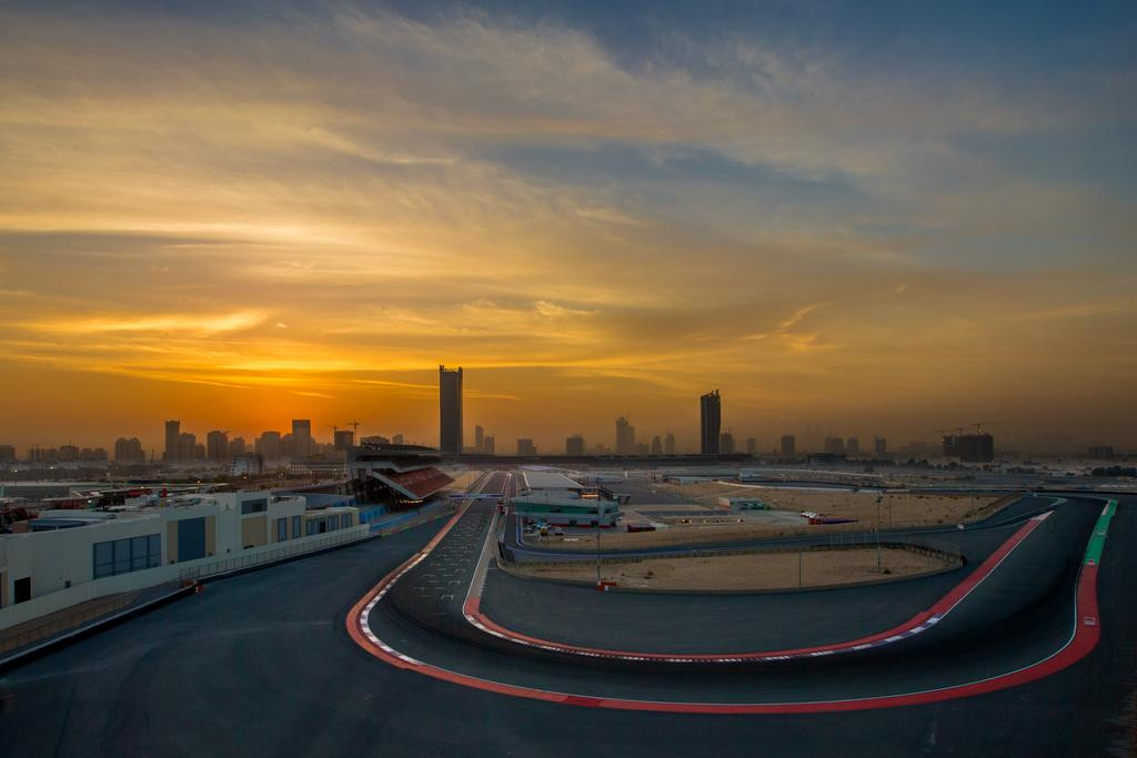 Park Inn By Radisson Dubai Motor City 4*
