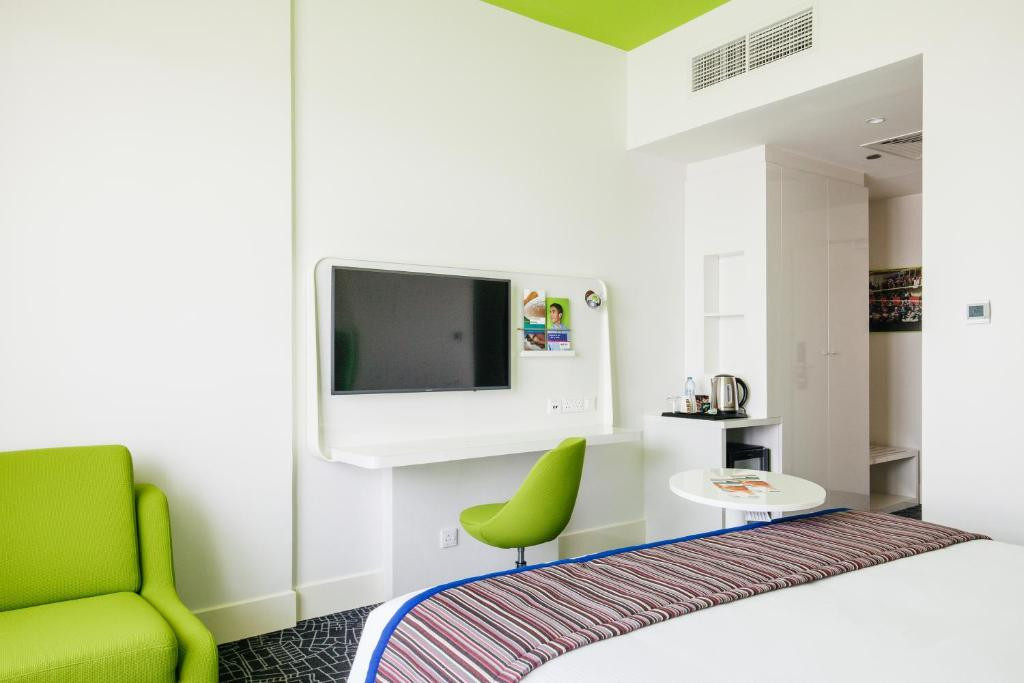 Park Inn By Radisson Dubai Motor City 4*