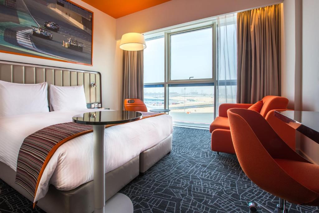 Park Inn By Radisson Dubai Motor City 4*
