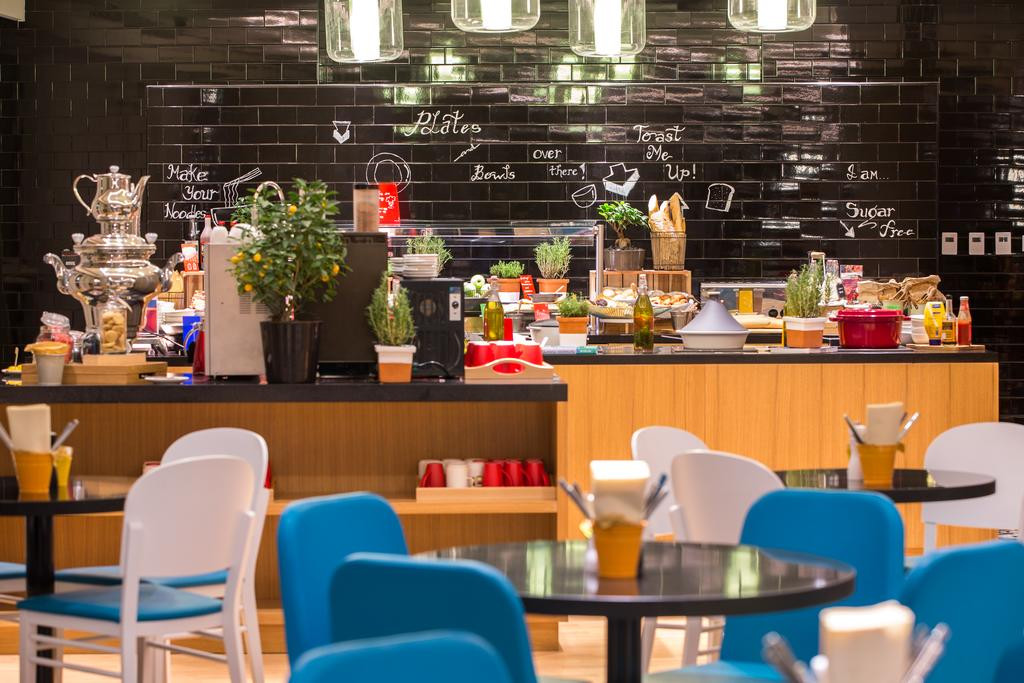 Park Inn By Radisson Dubai Motor City 4*