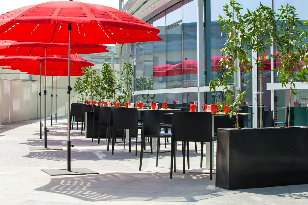 Park Inn By Radisson Dubai Motor City 4*