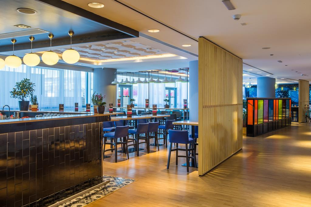 Park Inn By Radisson Dubai Motor City 4*