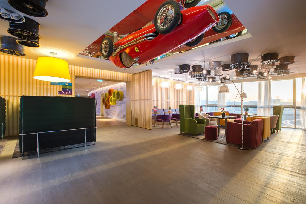Park Inn By Radisson Dubai Motor City 4*