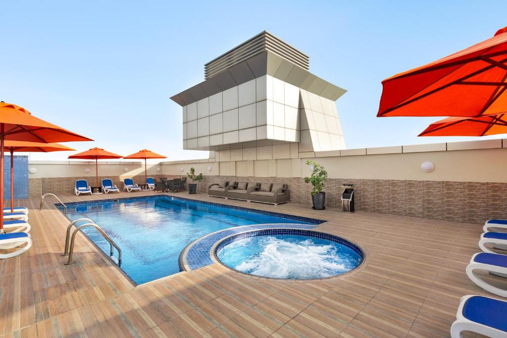 Ramada By Wyndham Dubai Deira (Ex. Ramada Deira By Landmark) 4*