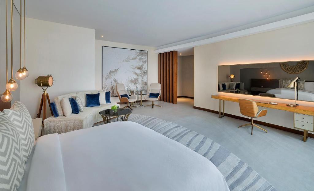 The St. Regis Downtown Dubai (Ex. Renaissance Dubai Downtown) 5*
