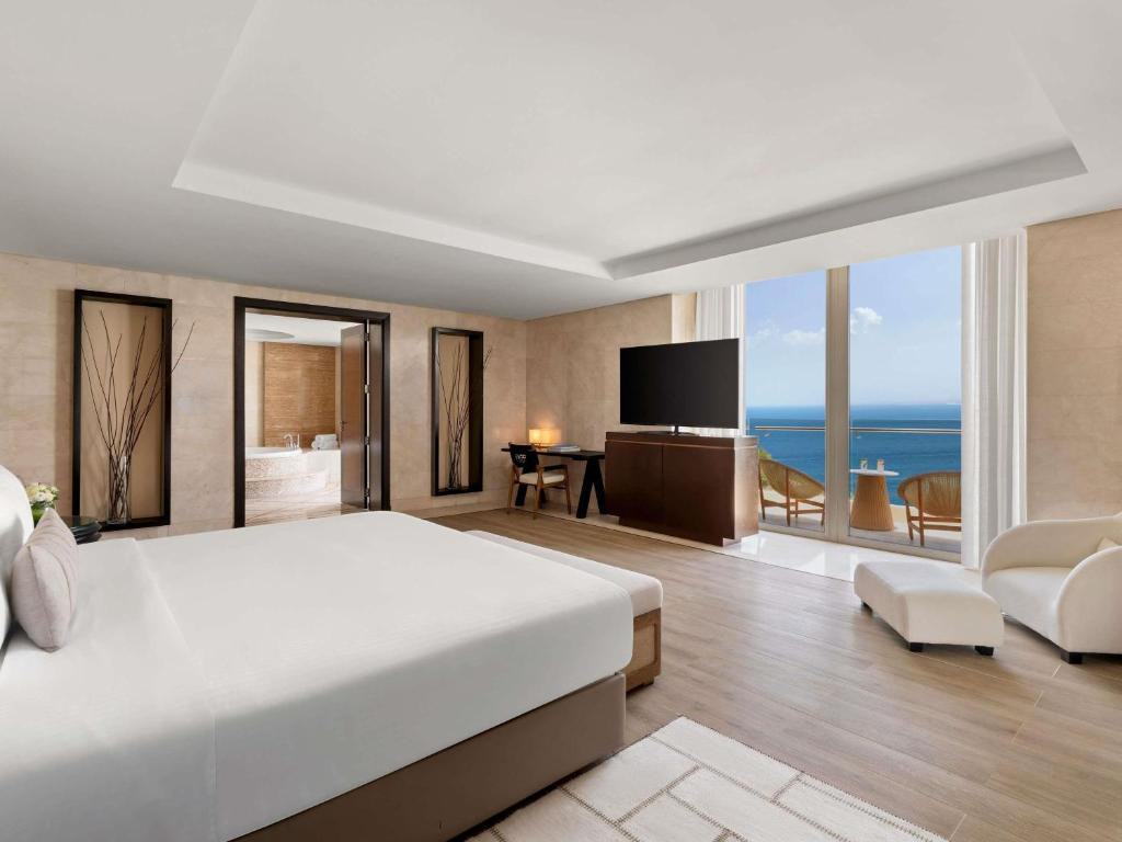 Rixos The Palm Dubai Hotel & Suites 5*