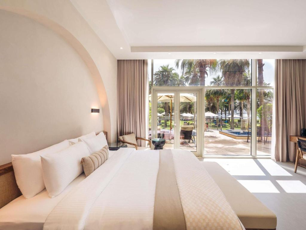 Rixos The Palm Dubai Hotel & Suites 5*